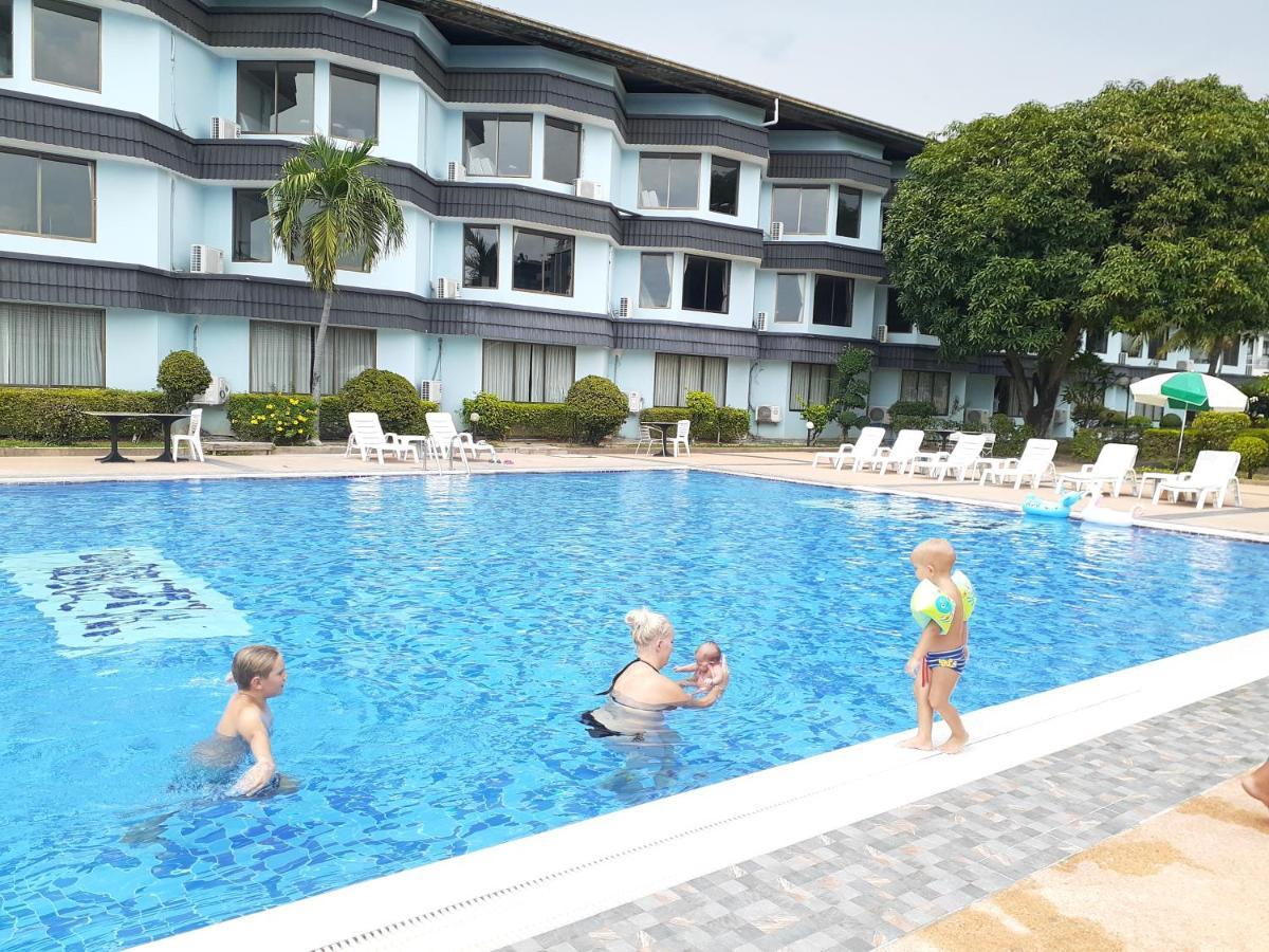 Silversand Villa Hotel Джомтьен Экстерьер фото
