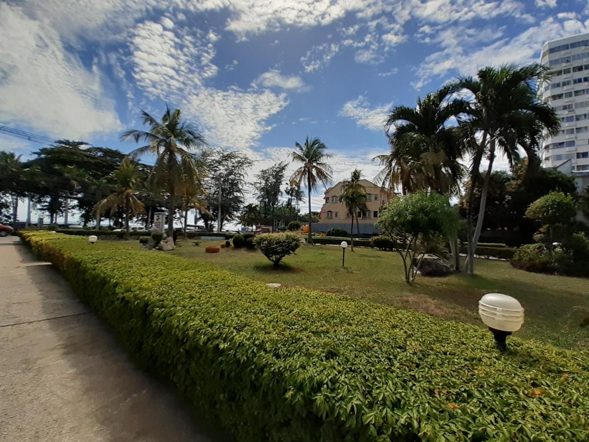 Silversand Villa Hotel Джомтьен Экстерьер фото